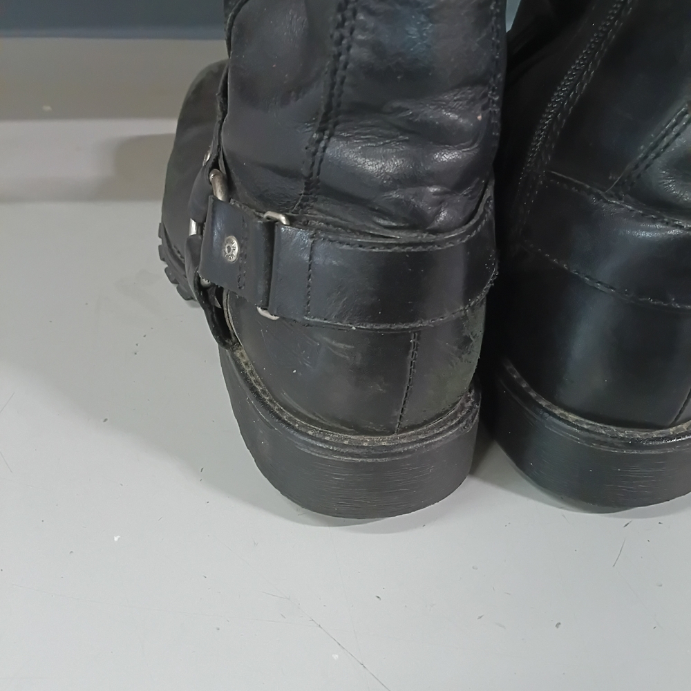 Harley-Davidson Black Leather Boots with Buckle - Picture 9 of 13
